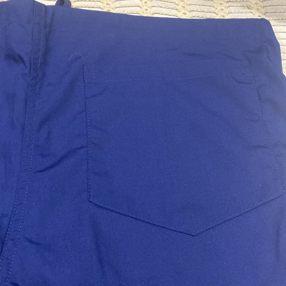 Allheart Unisex V-Neck Scrub Top and Drawstring Pants, Size Small, NWOT - Picture 11 of 11